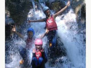 Join Canyoning Half Day Course! For the outdoor experience, TOP Minakami Company of Gunma Minakami