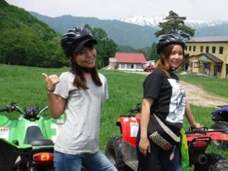 Gumma Buggy Shioya stay package offers you a stylish glamping experience.