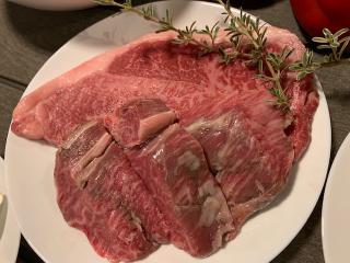贅沢に増田牛のステーキはなんとＡ５ランク(^^♪ イメージ